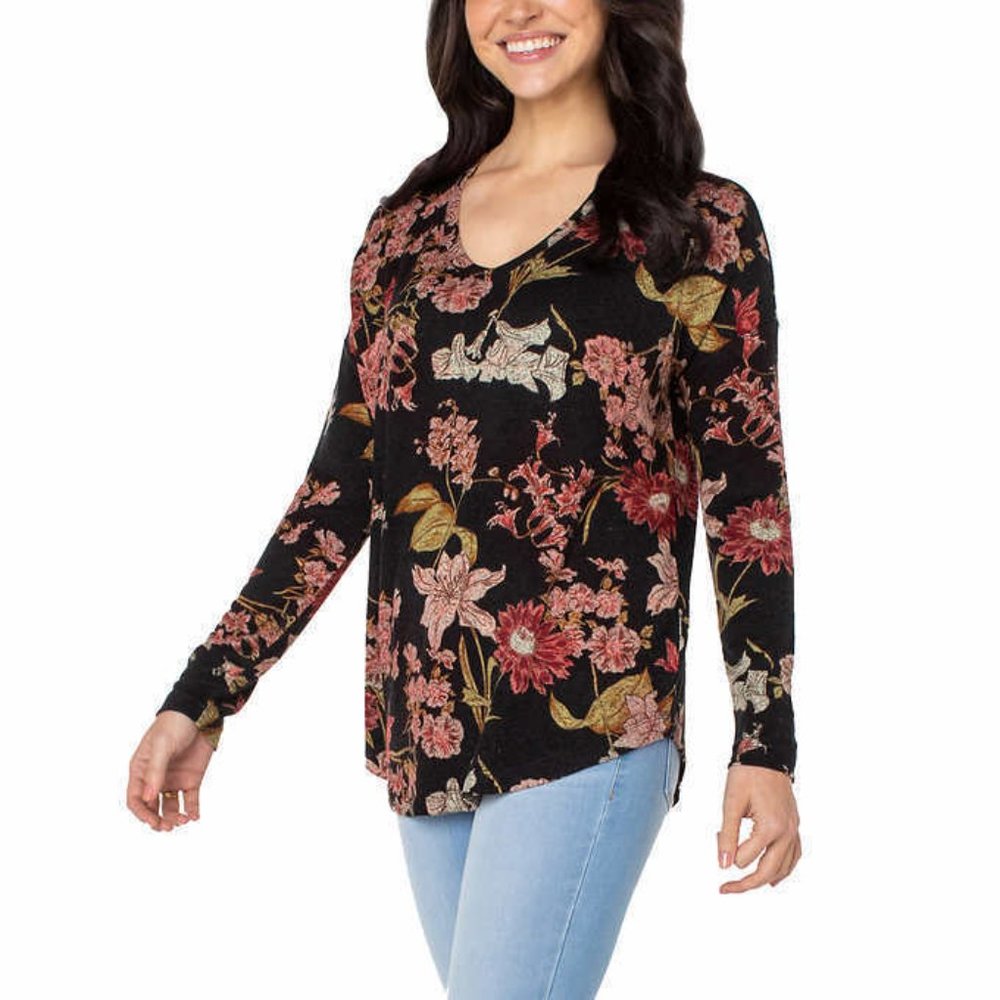 NWoT Well Worn Women Long Sleeve V Neck Knit Sweater Top Black Size M $60 FFF128